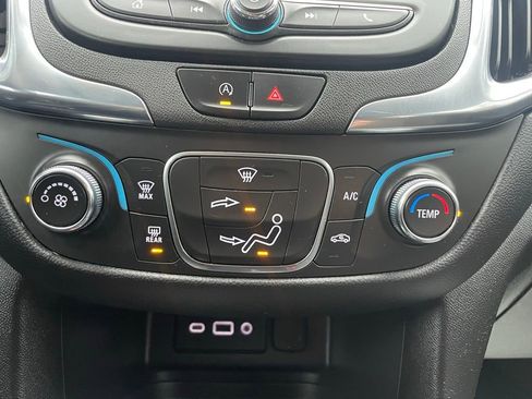 Certified 2023 Chevrolet Equinox LT AWD/4WD image 33