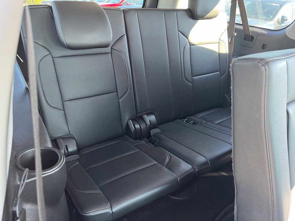 Used 2018 GMC Yukon XL SLT w/ Premium Edition AWD/4WD image 16