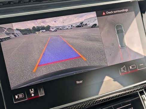 Used 2021 Audi SQ7 Premium Plus w/ Driver Assistance Package AWD/4WD image 12