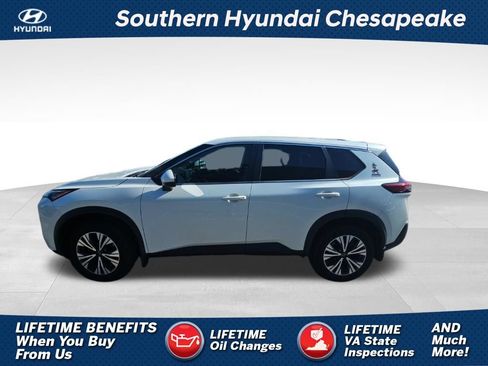 Used 2022 Nissan Rogue SV AWD/4WD image 1