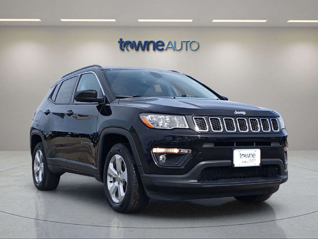Used 2019 Jeep Compass Latitude w/ Popular Equipment Group AWD/4WD image 8