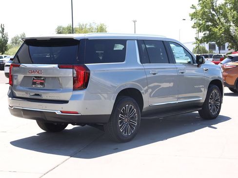 New 2026 GMC Yukon XL Elevation w/ Elevation Premium Package AWD/4WD image 6