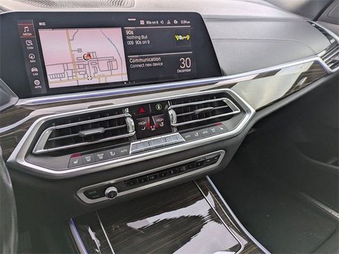 Used 2020 BMW X5 xDrive40i w/ Premium Package image 11