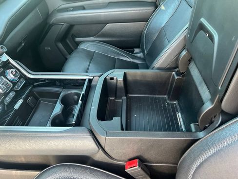 Used 2021 GMC Yukon Denali w/ Denali Ultimate Package AWD/4WD image 14