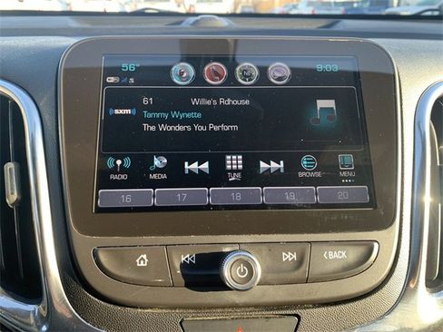 Used 2018 Chevrolet Equinox LT image 13