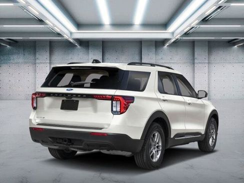 New 2026 Ford Explorer Active w/ Active Comfort Package AWD/4WD image 1
