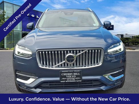 Certified 2023 Volvo XC90 B6 Plus AWD/4WD image 2