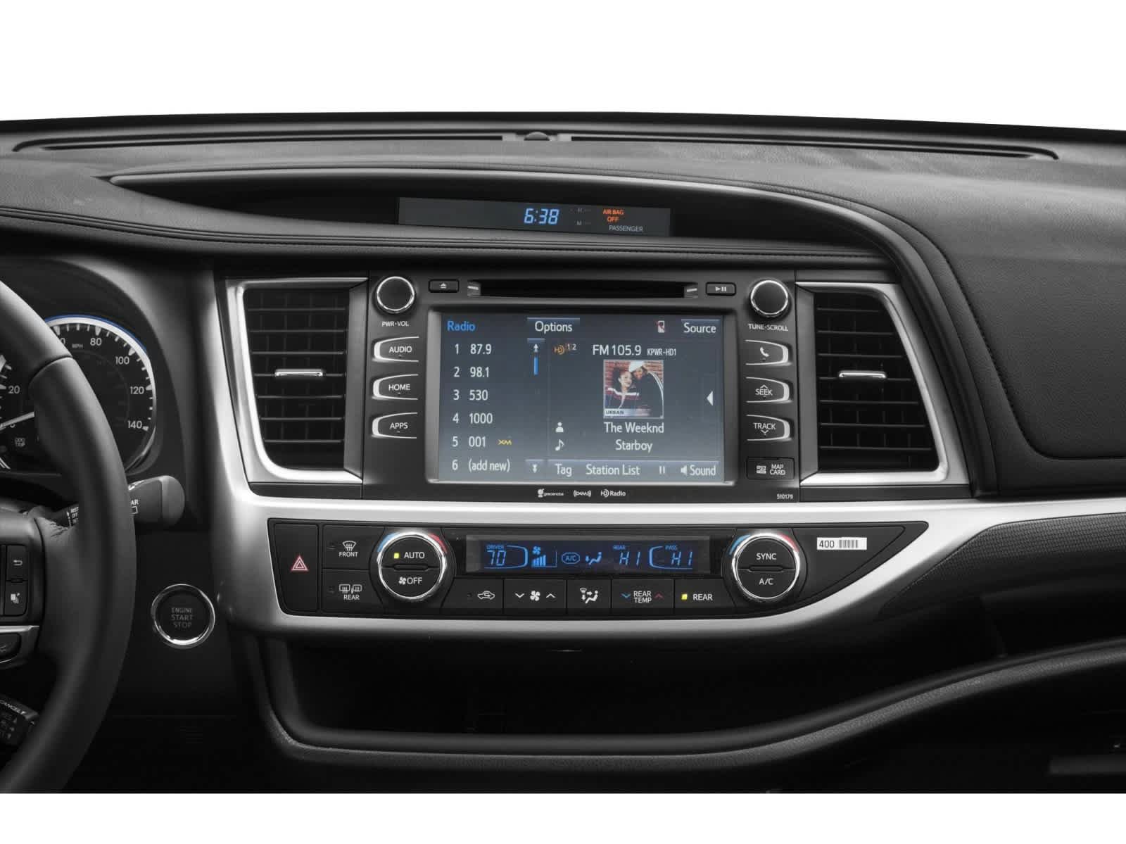 Used 2019 Toyota Highlander XLE AWD/4WD image 10