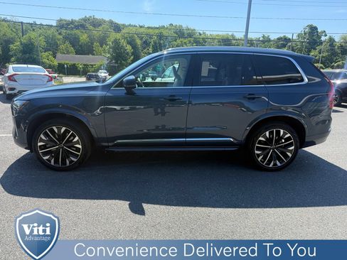 Used 2025 Volvo XC90 T8 Ultra w/ Protection Package Premier AWD/4WD image 5