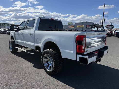 Used 2023 Ford F350 Platinum AWD/4WD image 5