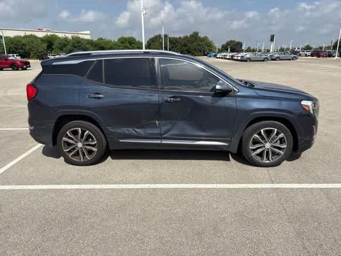 Used 2018 GMC Terrain Denali w/ Advanced Safety Package FWD image 6