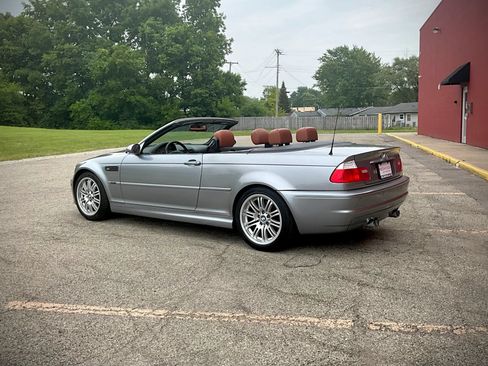 Used 2005 BMW M3 Convertible RWD image 5