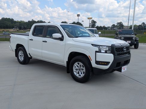 Used 2025 Nissan Frontier S w/ S Utility Package RWD image 8