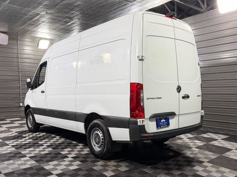 Used 2020 Mercedes-Benz Sprinter 2500 image 7