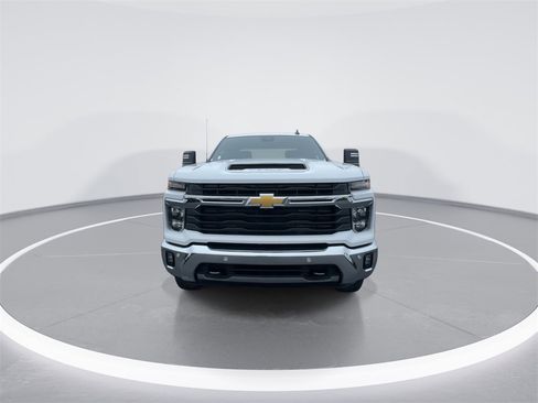 New 2026 Chevrolet Silverado 2500 LT w/ Safety Package image 3