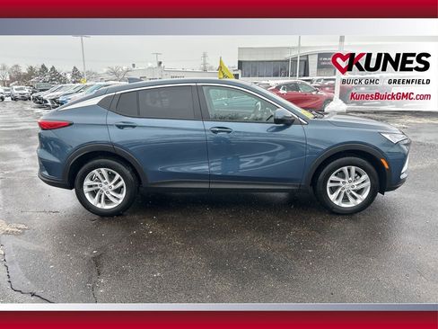 New 2026 Buick Envista Preferred w/ Convenience I Package image 2