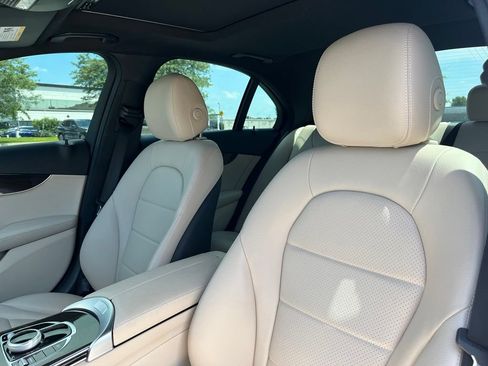 Used 2018 Mercedes-Benz C 300 4MATIC Sedan image 16
