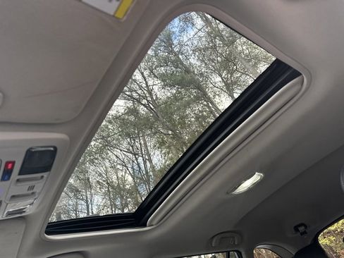 Used 2018 Subaru Outback 2.5i Limited w/ Popular Package #2 image 34