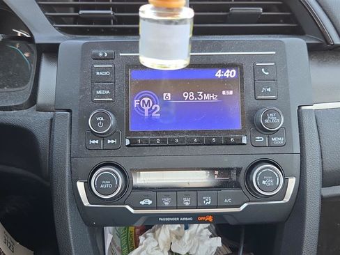 Used 2019 Honda Civic LX image 10