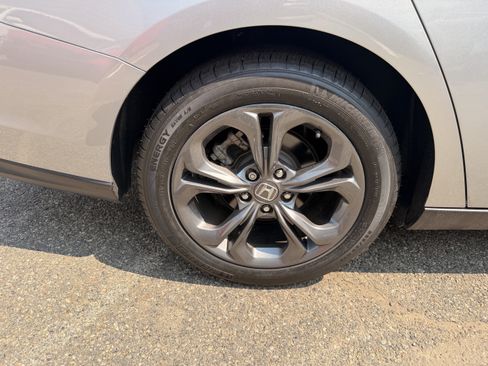 Certified 2024 Honda Accord EX image 9