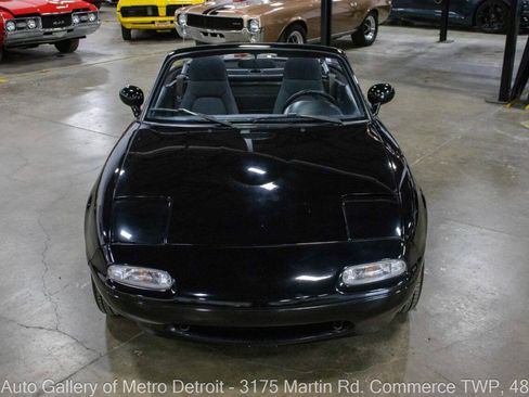 Used 1994 MAZDA MX-5 Miata RWD image 12
