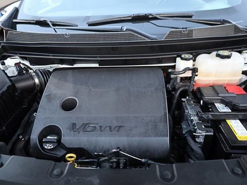 Used 2023 Chevrolet Traverse LT w/ LPO, Cargo Package image 29