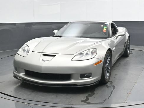 Used 2007 Chevrolet Corvette Z06 w/ Preferred Equipment Group RWD image 6