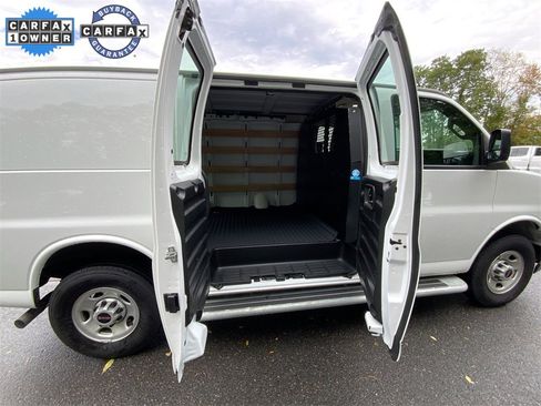 Certified 2024 GMC Savana 2500 w/ Driver Convenience Package image 26