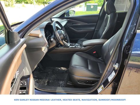 Used 2023 MAZDA CX-30 AWD 2.5 S w/ Premium Package image 39