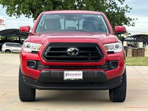 Used 2022 Toyota Tacoma SR w/ SR Convenience Package image 2