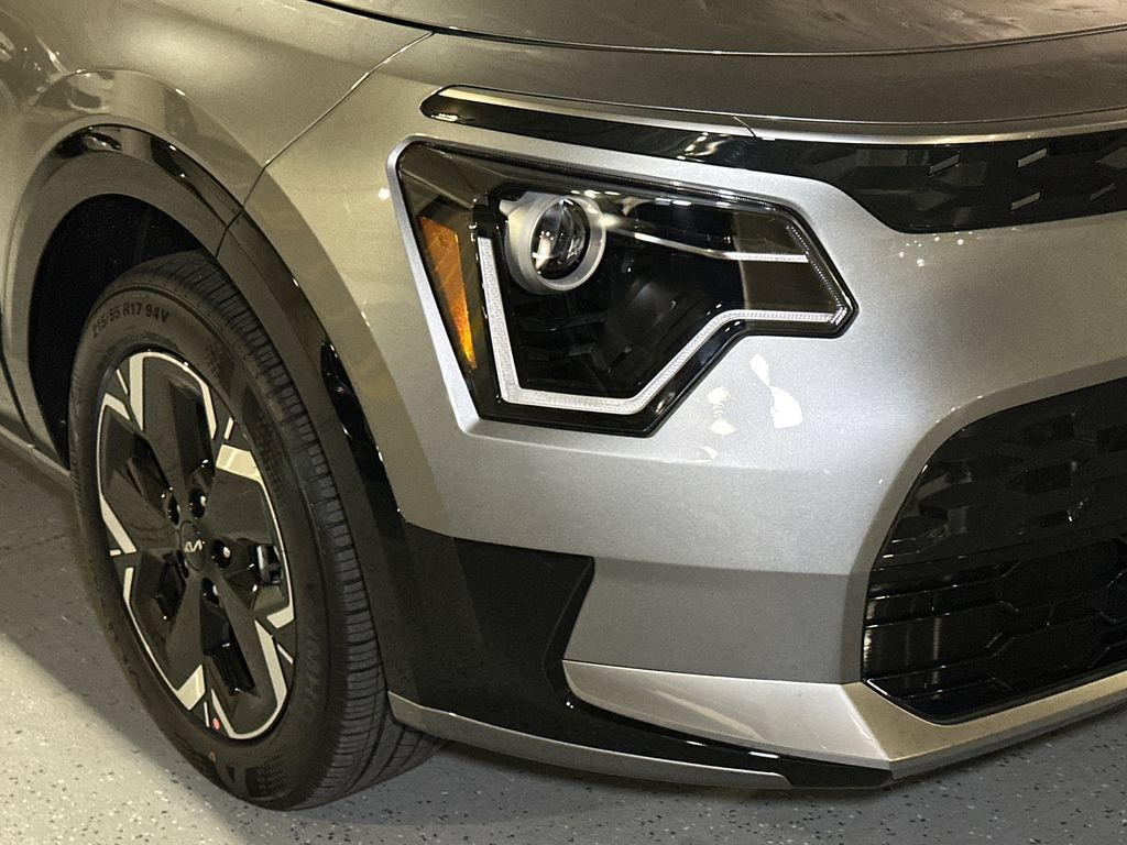 New 2026 Kia Niro Wind w/ Wind Preserve Package FWD image 11