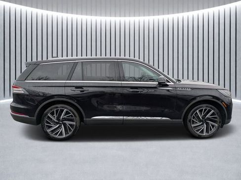 New 2025 Lincoln Aviator Reserve w/ Equipment Group 201A image 2