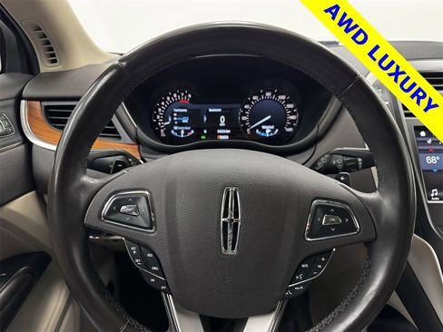 Used 2018 Lincoln MKC Select w/ Select Plus Package image 22