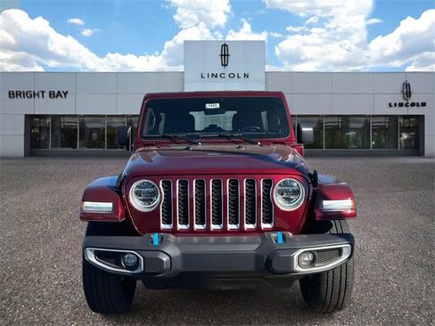 Used 2022 Jeep Wrangler Unlimited Sahara w/ Cold Weather Group image 2