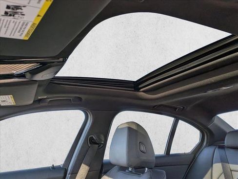 Used 2020 BMW 330i xDrive Sedan image 13