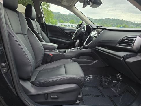 Certified 2025 Subaru Outback Touring XT AWD/4WD image 15