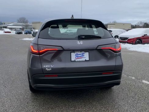 Certified 2024 Honda HR-V LX image 8