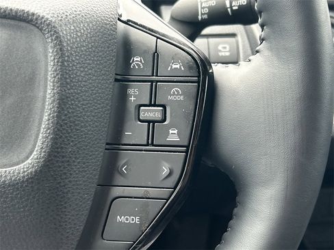 Used 2024 Toyota Prius Limited image 43