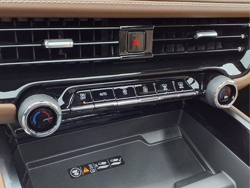 New 2026 Chevrolet Tahoe High Country image 8