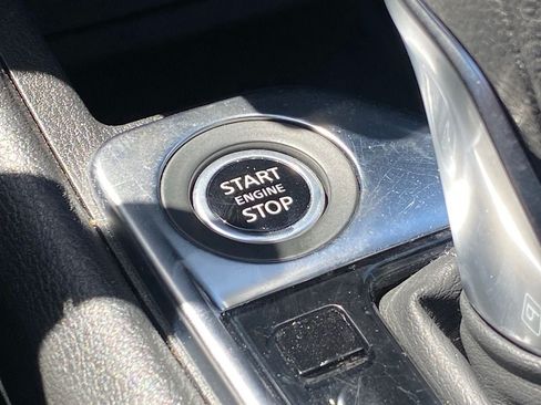 Certified 2025 Nissan Sentra SV FWD image 9