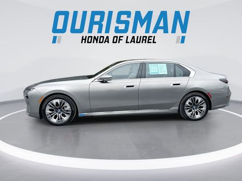 Used 2023 BMW i7 xDrive60 AWD/4WD image 5