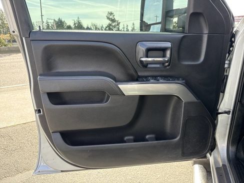 Used 2018 Chevrolet Silverado 3500 LT image 31