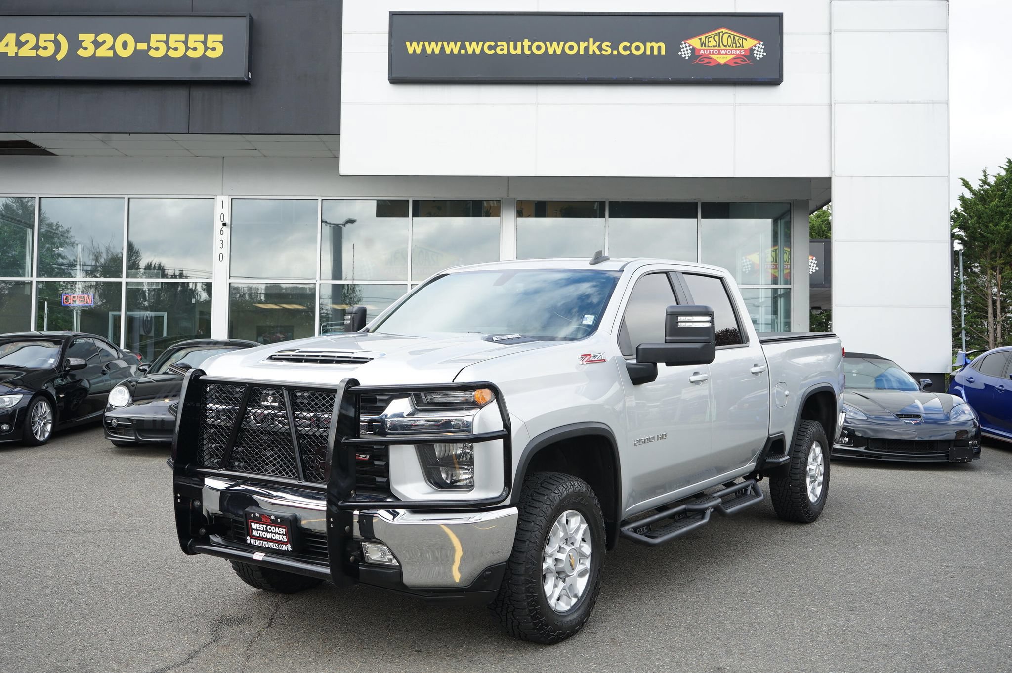 Used 2022 Chevrolet Silverado 2500 LT w/ Convenience Package AWD/4WD image 1