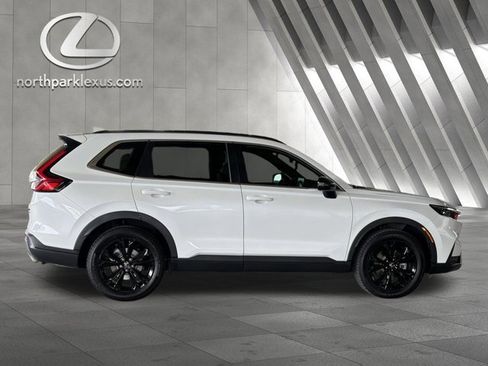 Used 2024 Honda CR-V Sport Touring image 4