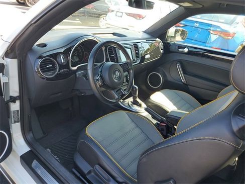 Used 2017 Volkswagen Beetle 1.8T Dune image 15