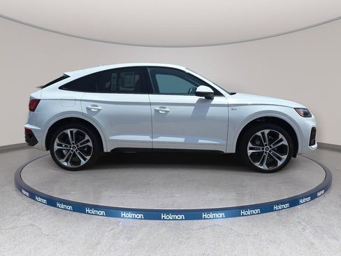 Used 2023 Audi Q5 2.0T Premium Plus w/ Premium Plus Package AWD/4WD image 5