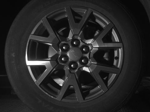Used 2023 GMC Acadia SLT FWD image 13