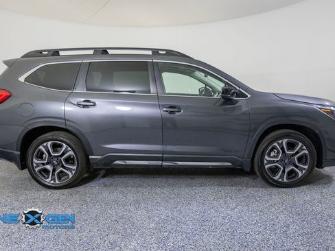 Used 2024 Subaru Ascent Limited w/ Technology Package AWD/4WD image 8