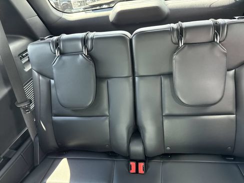 Used 2025 Ford Explorer ST AWD/4WD image 23