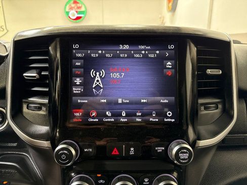 Used 2020 RAM 3500 Big Horn w/ Level 1 Equipment Group image 28